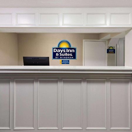 Days Inn & Suites By Wyndham Vicksburg Exteriér fotografie
