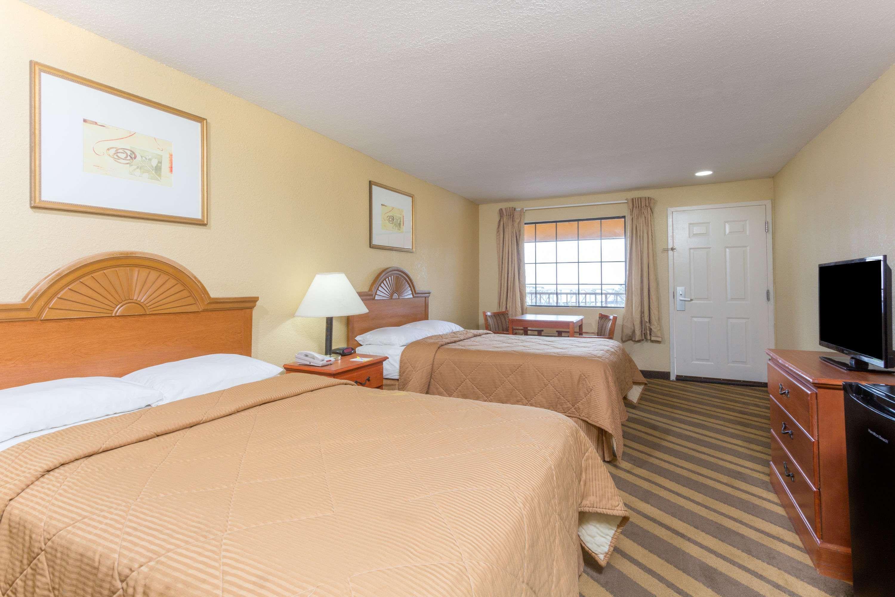 Days Inn & Suites By Wyndham Vicksburg Exteriér fotografie