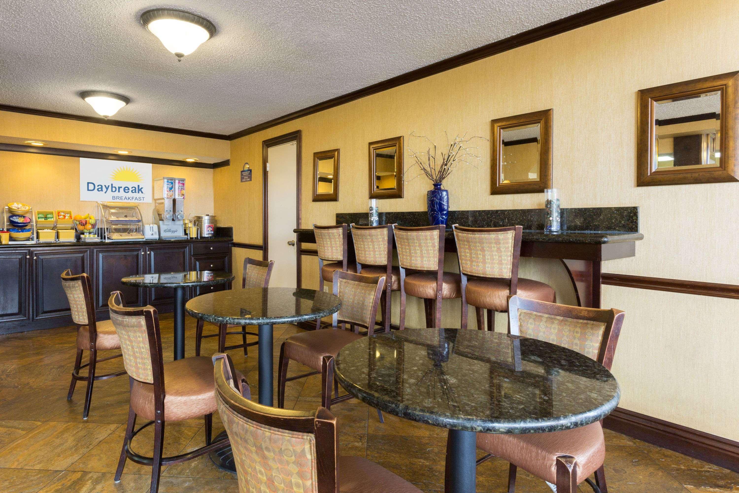 Days Inn & Suites By Wyndham Vicksburg Exteriér fotografie